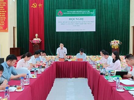 Kinh tế - Chính trị