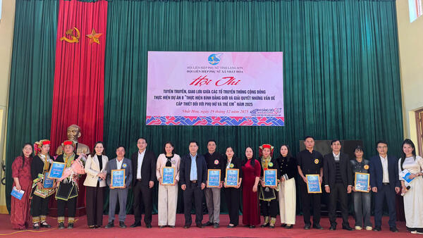 HỘI LHPN XÃ NHẤT HÒA TỔ CHỨC THÀNH CÔNG HỘI THI TUYÊN TRUYỀN DỰ ÁN 8