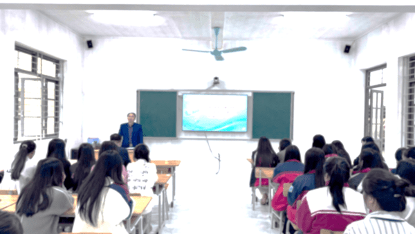 70 học sinh được truyền thông, tư vấn và sàng lọc bệnh Thalassemia